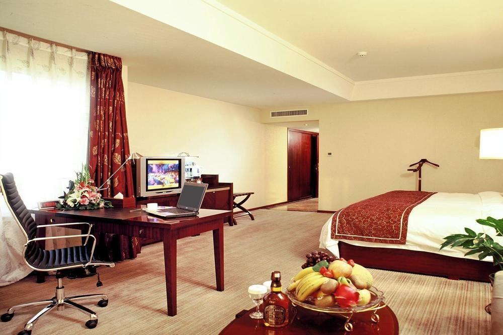 Beijing Jinlongtan Hotel Buitenkant foto