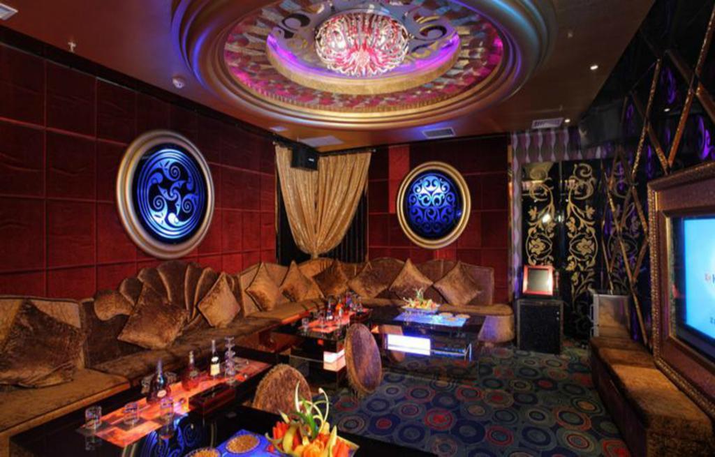 Beijing Jinlongtan Hotel Buitenkant foto