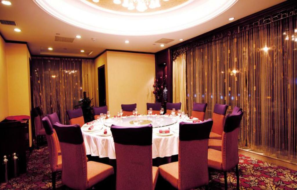 Beijing Jinlongtan Hotel Buitenkant foto