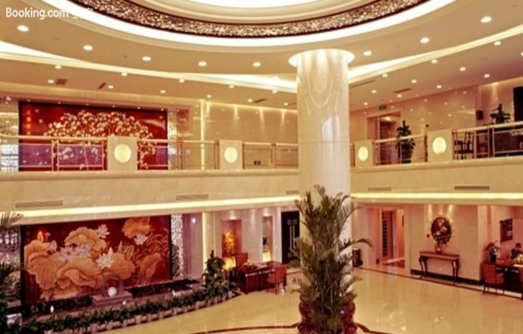Beijing Jinlongtan Hotel Buitenkant foto